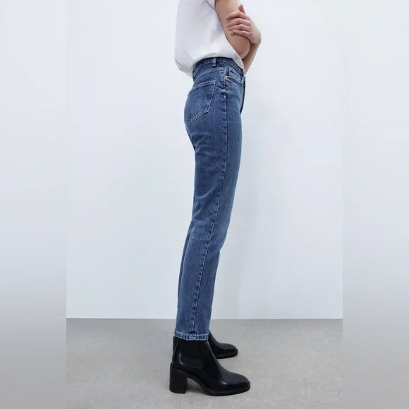 ZARA JEANS size 6 US (new condition, tags included). High rise - Ankle lenght - Picture 2 of 9